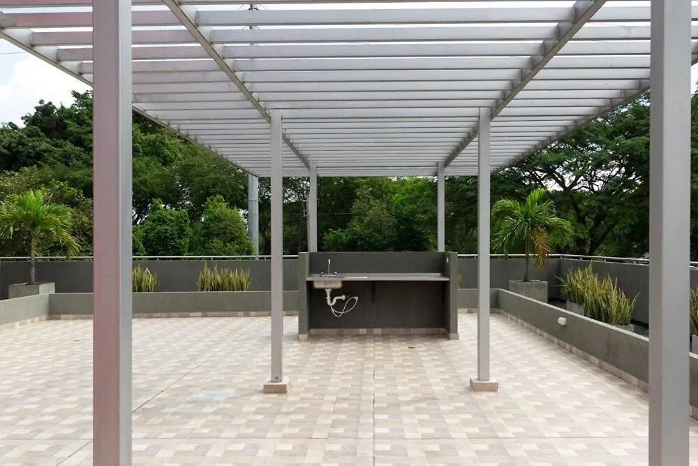 Fascinante Hacienda Real Cali 3Hab /2Ba/Piscina Apartment