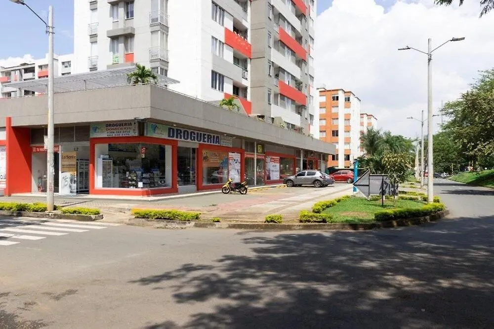 Fascinante Hacienda Real Cali 3Hab /2Ba/Piscina Apartment